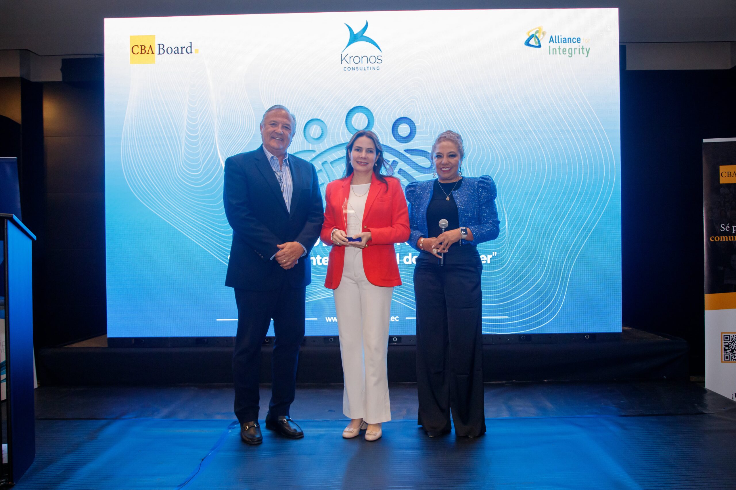 DESDE LA RAIZ_KRONOS by bismark -27-min